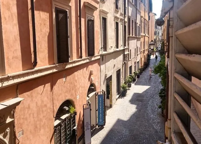 Sogno Coronari, A Stone's Throw From Piazza Navona